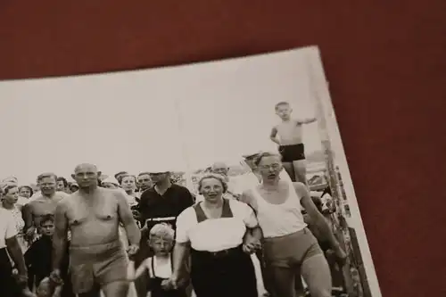 tolles altes Foto - Gruppe Personen - Strandpromenade ? 1920-30 ???