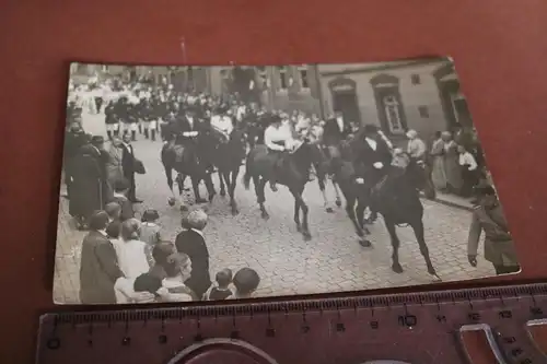 tolles altes Foto - Festumzug - Pferde und Reiter - Österreich ?  1910-20 ??