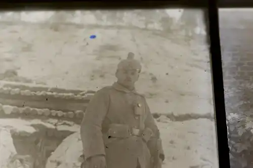 zwei tolle alte Glasnegative eines Soldaten - Pickelhaube - 1. Weltkrieg