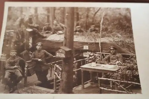 zwei tolle alte Fotos - Soldaten Unterstand Villa Kathi im Wald 1916