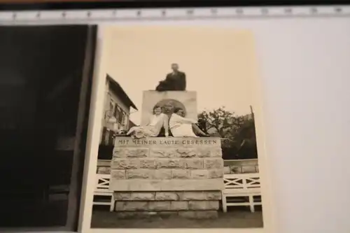 drei tolle alte Negative mit original Fotos dabei - Dingelstedt-Denkmal in Toden