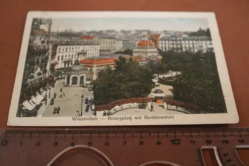 tolle alte Karte - Wiesbaden Kranzplatz mit Kochbrunnen  1918