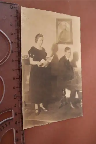 tolles altes Foto - Mann am Klavier Frau singt - Bild mit Otto von Bismarck ?