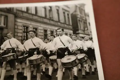 tolles altes Foto - Gruppe Jungs Trommler - Jugendorganisation ? 30-50er Jahre ?