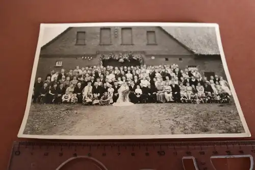 tolles altes Foto - Hochzeitsgesellschaft - 50er Jahre ??  Bünde oder Umgebung