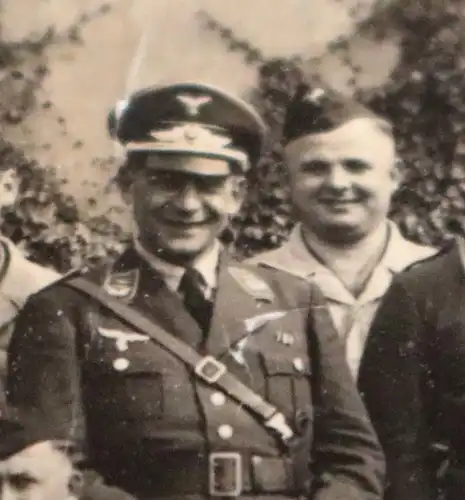 tolles altes Foto - Gruppenfoto - Soldaten der Luftwaffe