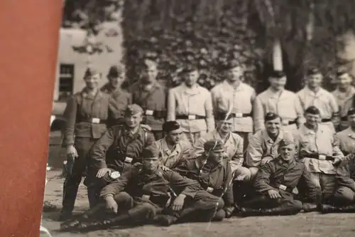 tolles altes Foto - Gruppenfoto - Soldaten der Luftwaffe