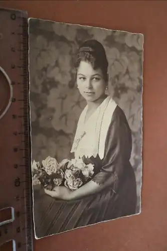 tolles altes Foto Portrait einer hübschen Frau  1910-20 ???