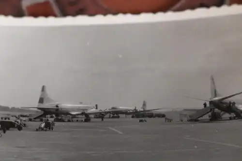 tolles altes Foto - Flughafen Fuhlsbüttel - 1956