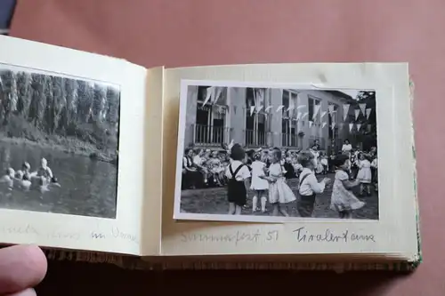 tolles altes Album - Kindergarten Holsteinstr.  Leipzig ? 1951  29 Fotos