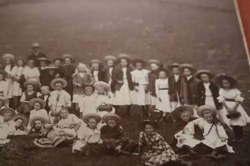 tolles altes Foto - Schulklassen beim Ausflug ???  - 1900-1910 ??