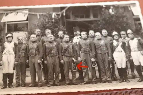 zwei tolle alte Fotos - Soldaten Husaren ? Theater ?? Gronau - 30-40er Jahre