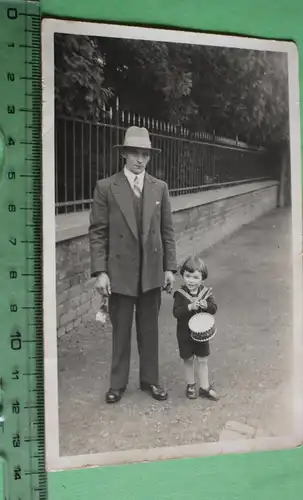 tolles altes Foto Vater mit Sohn -  Kindertrommel - 1920-30 ???