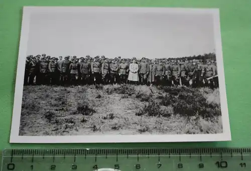 tolles altes Foto - Gruppenfoto Soldaten - Reichswehr -  Repro !!!!
