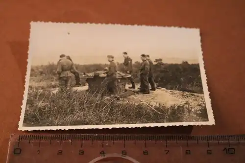 tolles altes Foto - zerstörter versenbarer Geschützturm - Frankreich ??? 