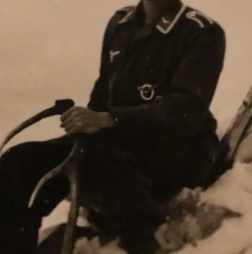 tolles altes Foto - Soldat der Luftwaffe - Pilot ?? mit Geweih auf Berggipfel