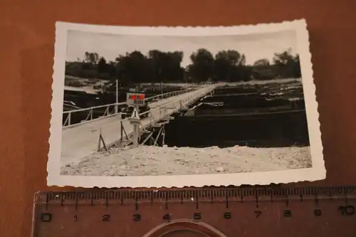 tolles altes Foto - Behelfsbrücke - Schild 