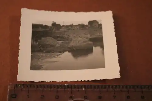 altes Foto - durch Stuka  zerstörte Brücke