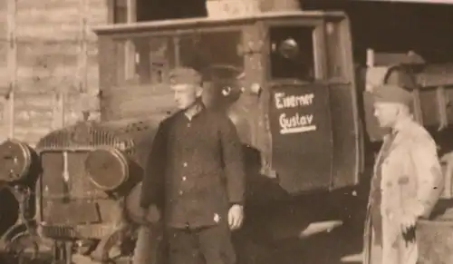 tolles altes Foto - Soldaten Nachschub ??   Oldtimer LKW  Eiserner Gustav