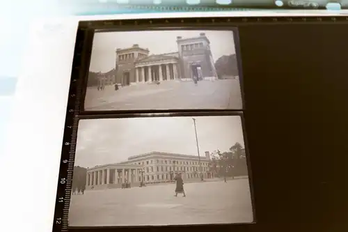 zwei tolle alte Negative München-Königsplatz-Ehrentempel & Propyläen 30-40er Jah