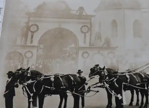 tolle alte Fotokarte - Prunkwagen mit Sarkophag ? -Altötting