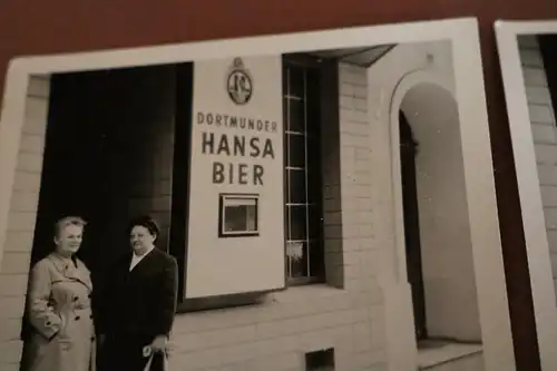 drei tolle alte Fotos - Personen und Dortmunder Hansa Bier  Werbung 1965