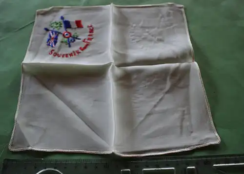 tolles altes Tuch - Souvenir from France mit engl. und franz. Flagge ?? Alter ??