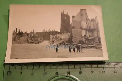 altes Foto - zerstörte Stadt Calais  Nordstadt 