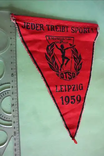toller alter Wimpel  Leipzig 1959 - III. deutsches Turn- und Sportfest DTSB