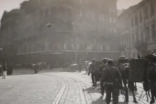 tolles altes Foto - Gebirgsjäger 1. G.D.  auf Vormarsch in Südfrankreich