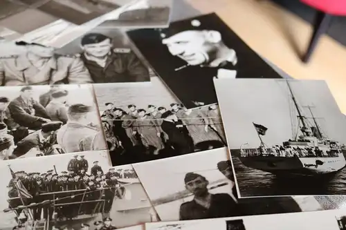 51 Repro Fotos - Kriegsmarine - U-Boote  Matrosen usw. 