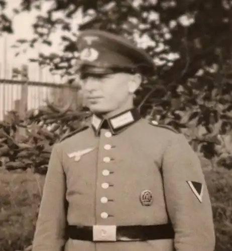 zwei tolle alte Fotos - Portrait zweier Soldaten - Koppelschloss