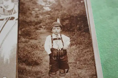 tolles altes Foto - Kleiner Junge in bayrischer Tracht - 1900-1920