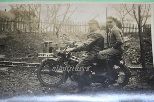 zwei tolle alte Fotos - Oldtimer Motorrad Zündap - 20-30er Jahre ?