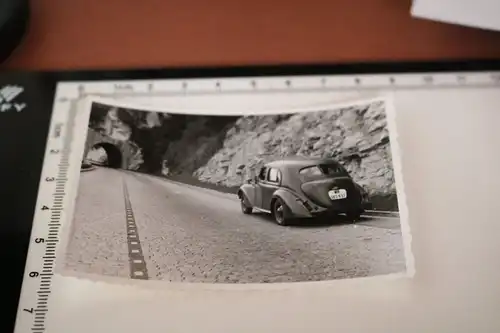 tolles altes Foto -  PKW der Wehrmacht - Kennzeichen WH 