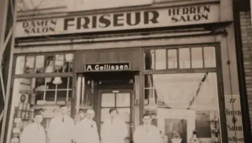 tolles altes Foto  Geschäft  Friseur Salon A. Gellissen - 20-30er Jahre ?