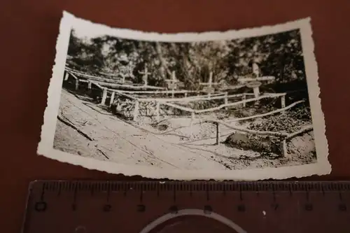  altes Foto -  Soldatengräber  Estland Nise  1941