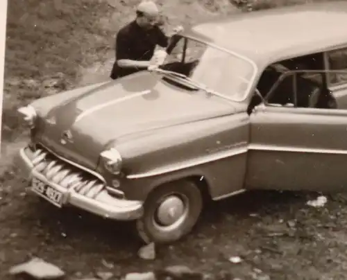 vier tolle alte Fotos Oldtimer Opel Record Caravan - 50er Jahre noch Zonenkennze