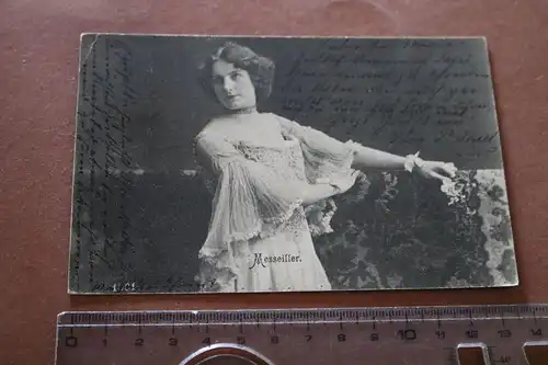 tolle alte Karte -  hübsche Frau - Messeiller   Schauspielerin 1904
