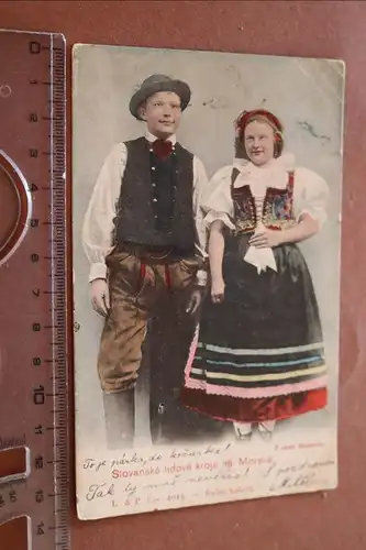 tolle alte Karte Mann und Frau in slawischer Tracht aus Mähren 1900-1910 ?