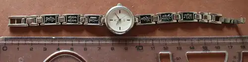 alte fs Damen Armbanduhr Retro Vintage  asiatische Zeichen an Bastler