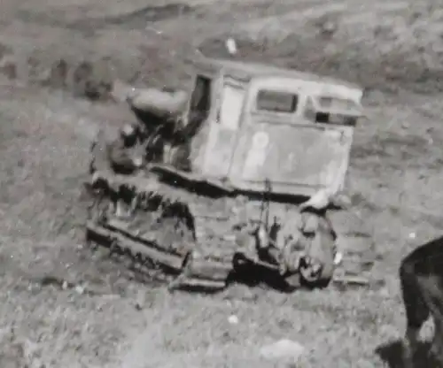 tolles altes Foto - Raupenschlepper ?? Wehrmacht ?? Pferde - Landschaft