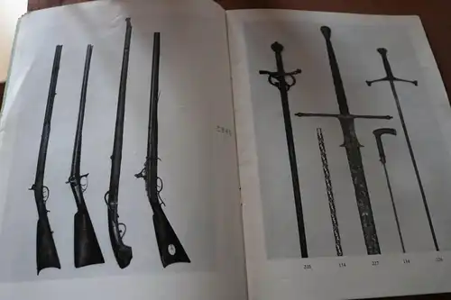 toller alter Auktionskatalog Sothebys 1977 Antique & Modern Firearms Armour Edge