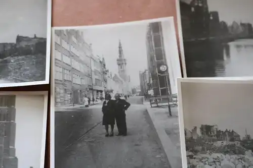 fünf Repro-Fotos - zerstörte deutsche Stadt - Danzig ??? Hafen Kirchen