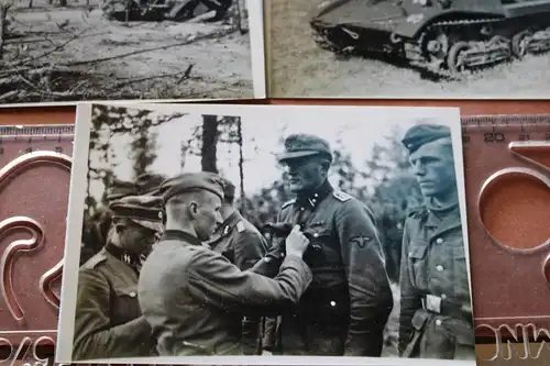 fünf Repro-Fotos - Soldaten und Panzer - abfotografierte Fotos