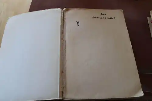 tolles altes Buch - Das Nibelungenlied - Karl Simrock - 20-30er Jahre ??