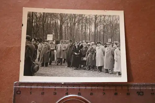 tolles altes Foto - viele Menschen, Gruppenausflug AEG ?? 30-40er Jahre