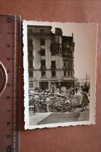altes Foto  zerstörte Stadt - Belgrad