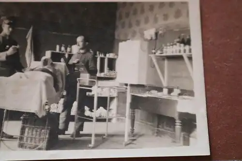 tolles altes  Foto - Lazarett ?? Verwundeter und Arzt 