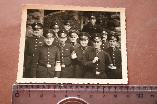 tolles altes Gruppenfoto - Feuerwehrmänner ??? Ärmelbänder - Todtmoos ?